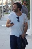 th_63068_celebrity_paradise.com_TheElder_AlessandraAmbrosio2011_04_01_outandaboutinLosAngeles100_122_29lo.jpg