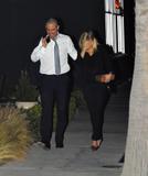 th_16118_celebrity_paradise.com_TheElder_ReeseWitherspoon2011_04_12_havedinnerinVenicebeach17_122_52lo.jpg