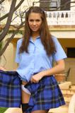 Louise L h3xvkb8j7g