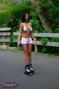 janessa - naughty in rollerblades 516o9jhksg